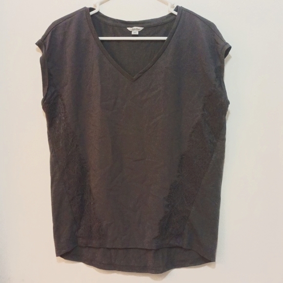 Calvin Klein sleeveless lace top. Soft blue gray hue. Pretty lace. Comfy soft. - Picture 1 of 7